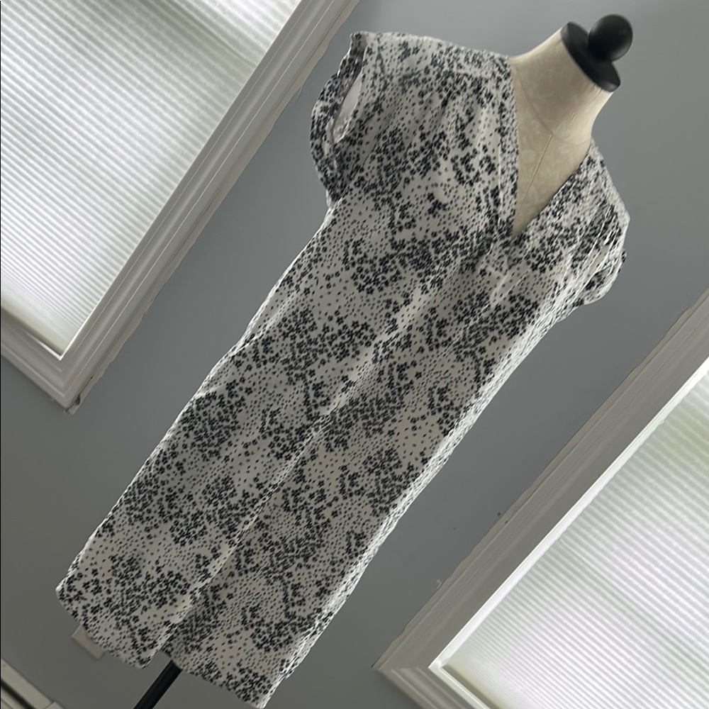 Blue and White Patterned Gap Summer Dress